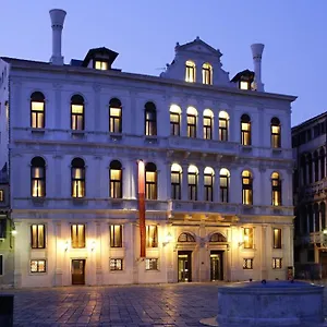 Ruzzini Palace **** Veneza