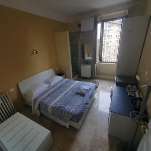 hotel-emmy.it-lombardy.com/