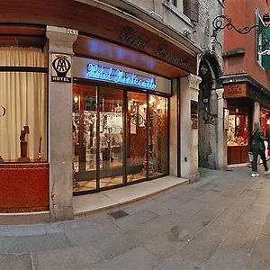Montecarlo Szálloda Velence