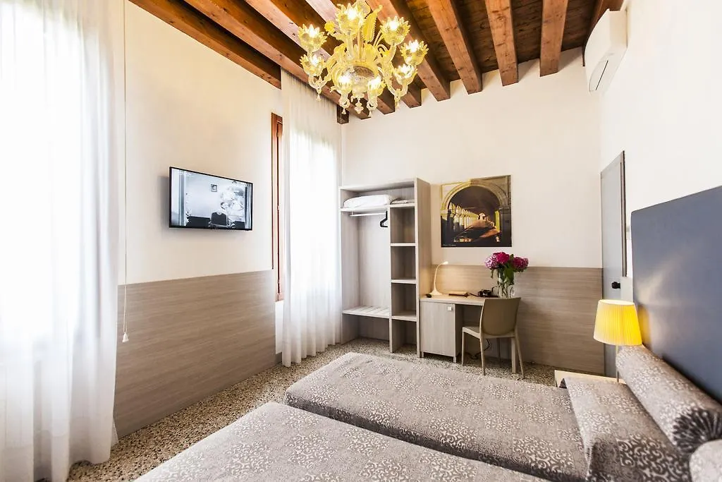 Bed and breakfast Foresteria Levi Venecia